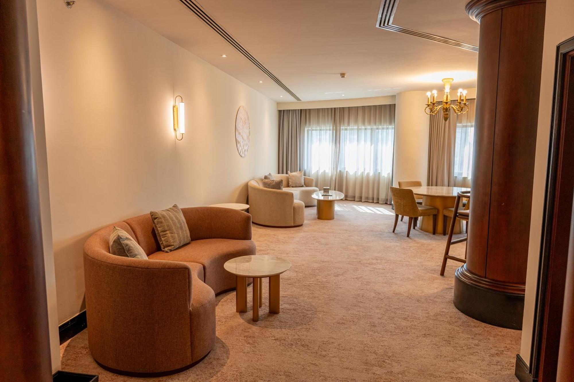 Majestic Cove Hotel - Formerly Le Meridien Fairway Dubaj Zewnętrze zdjęcie