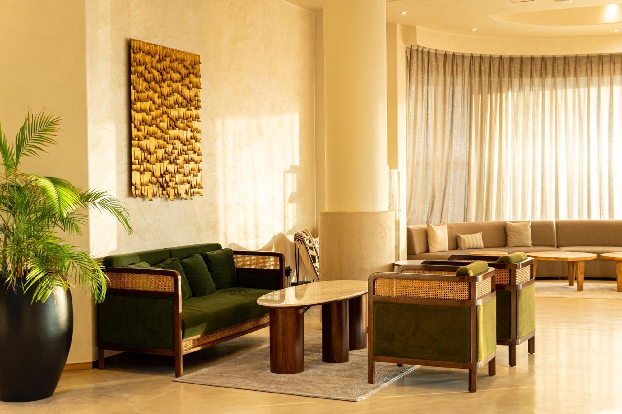 Majestic Cove Hotel - Formerly Le Meridien Fairway Dubaj Zewnętrze zdjęcie