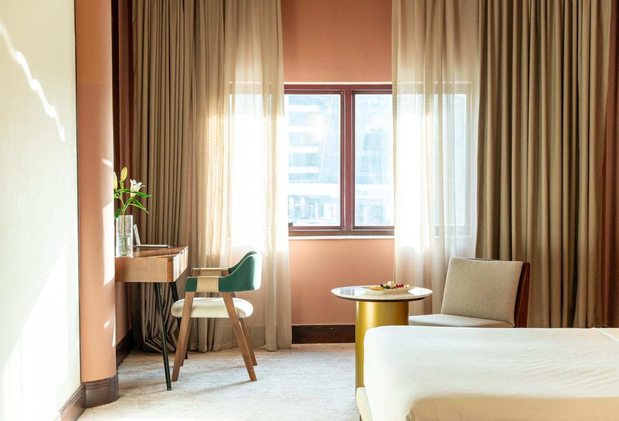 Majestic Cove Hotel - Formerly Le Meridien Fairway Dubaj Zewnętrze zdjęcie