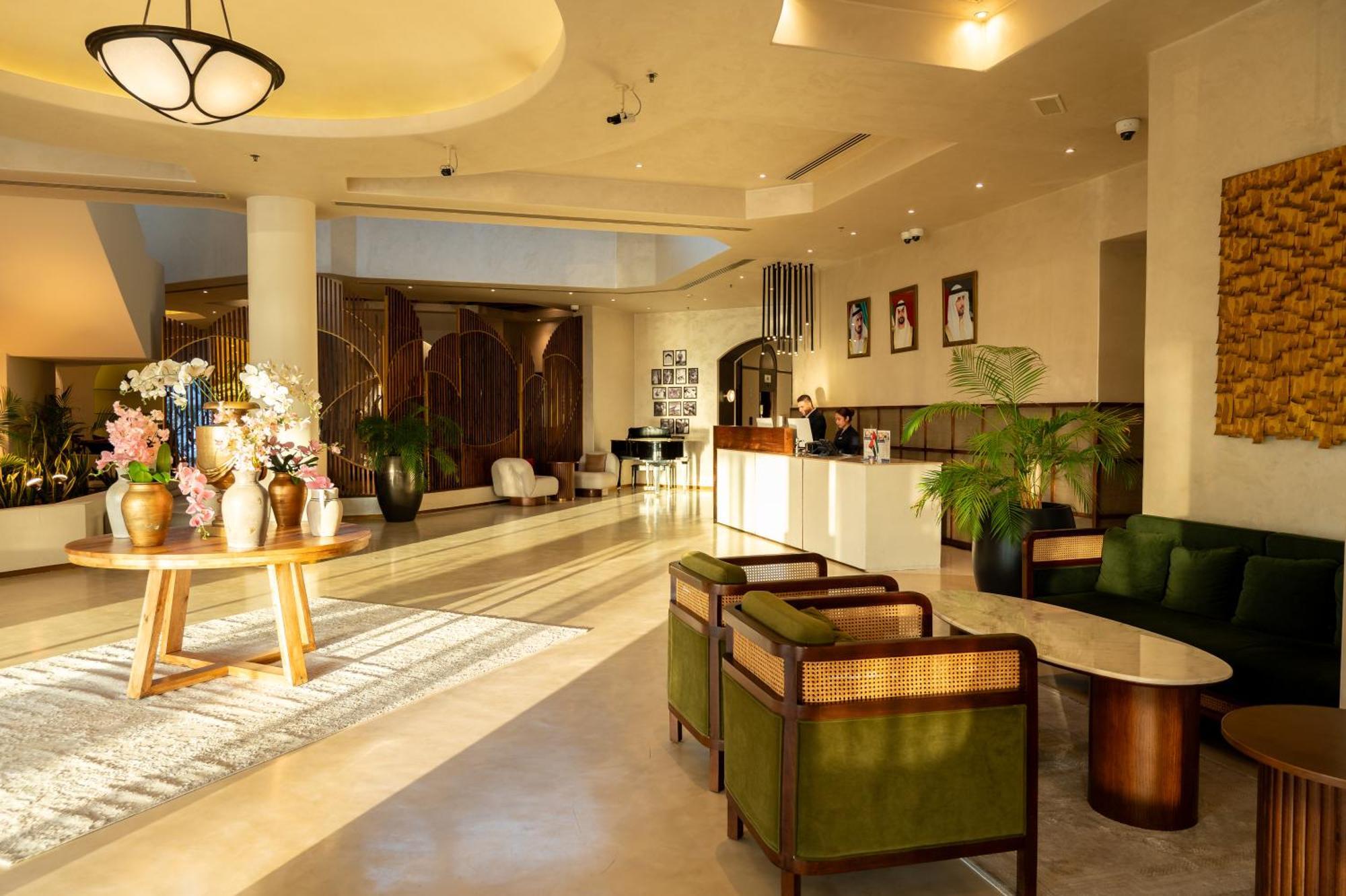 Majestic Cove Hotel - Formerly Le Meridien Fairway Dubaj Zewnętrze zdjęcie